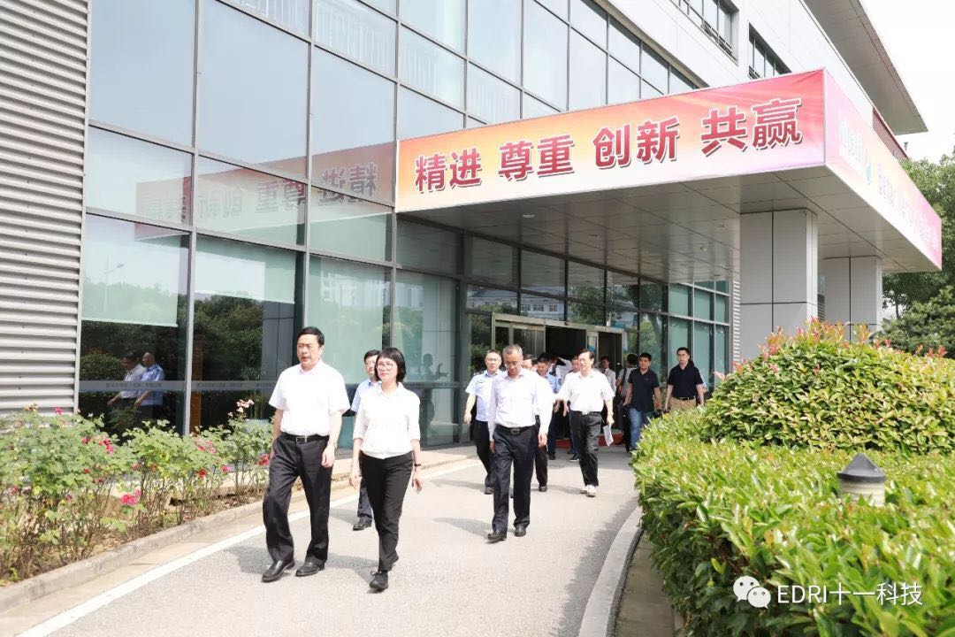 1528424665882180.jpg 4.jpg